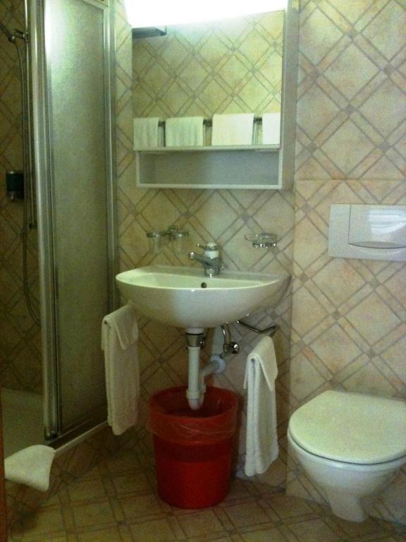ホテル シュタルデン Lütschenthal 部屋 写真